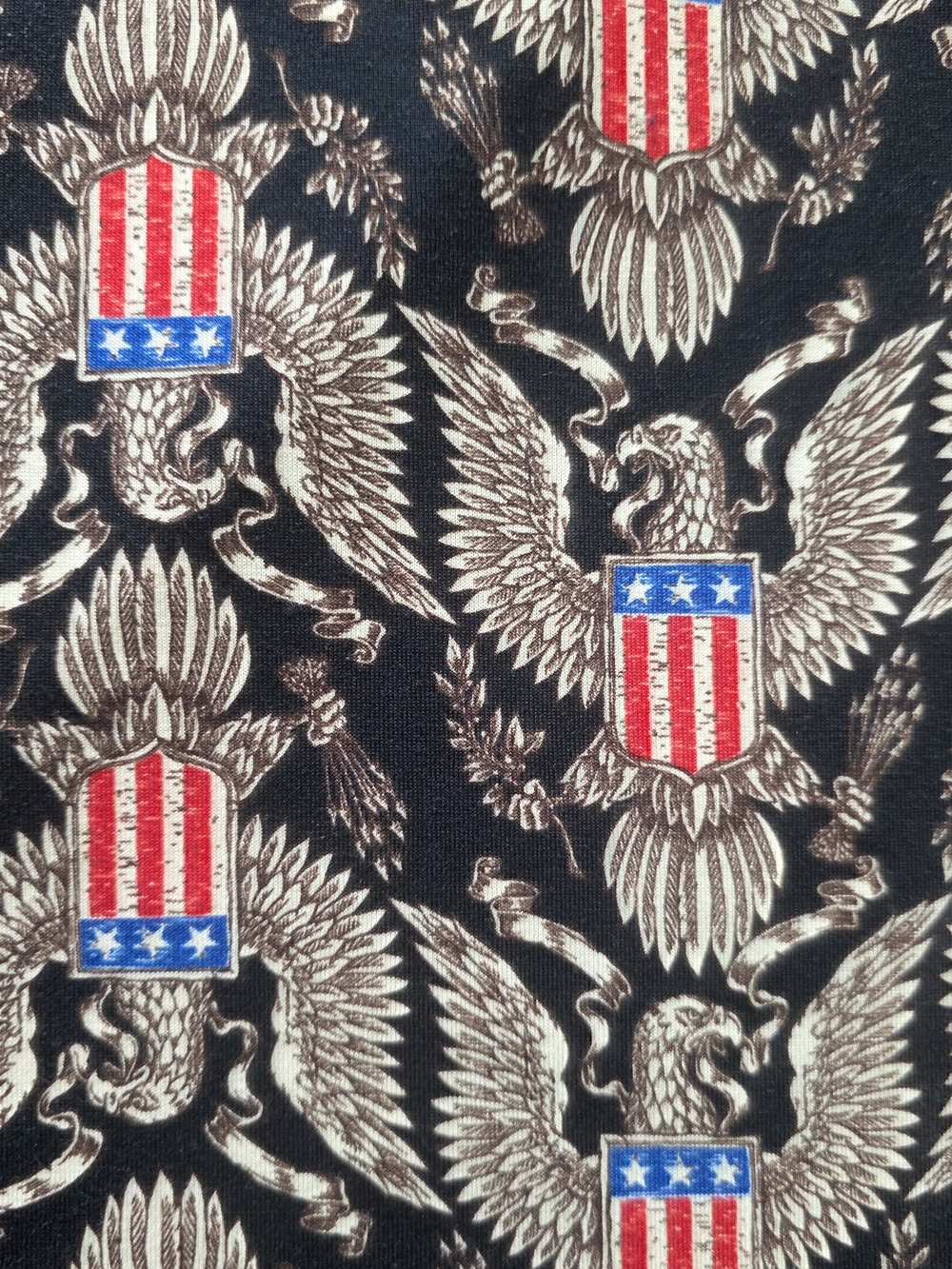 LuLaRoe Raglan Tee - Picture 4 of 5